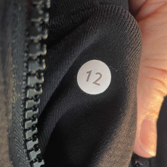 Lululemon Define Slim Fit Jacket
Black - Picture 10 of 12